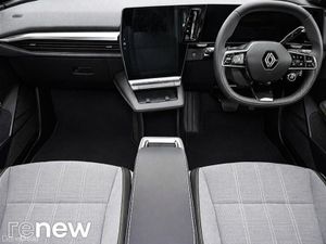 Renault Megane E-Tech Techno Comfort Range EV 60kW - Image 2