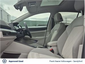 Volkswagen Golf *Style* 1.5 eTSI 150HP DSG MHEV @F - Image 4