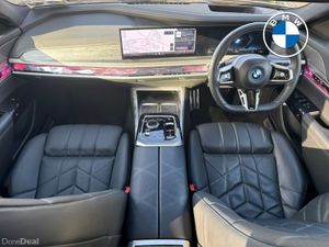 BMW i7 xDrive60 M Sport - Image 4