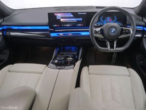 BMW 5-Series 550e xDrive M Sport Pro Saloon - Image 4