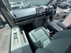 Kia PV5 Passenger K4 - Image 4