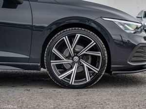 Volkswagen Golf LIFE TDI DSG - Image 3