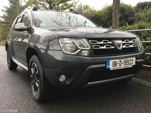 Dacia Duster 1.5 dCi PRESTIGE EDITION ONLY 33kms - Image 4