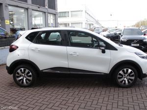 2019 RENAULT CAPTUR 1.5DCI 90 PLAY 5DR - Image 3