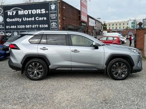 2022 Toyota Rav4 2.5 HYBRID SOL AUTO - Image 2