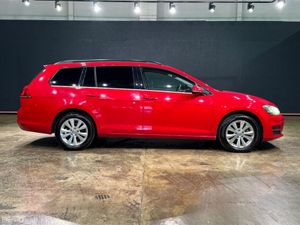 Volkswagen Golf TSI COMFORT LINE - FACTORY ALLOYS - Image 3