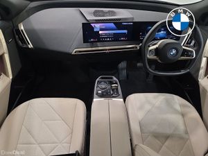 BMW iX xDrive40 M Sport - Image 4