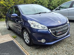Peugeot 208 1.2 VTI 82 bhp Active - Image 2