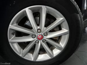 Jaguar F-Pace 2016 - Image 2