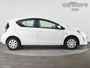 Toyota Aqua 1.5 Hybrid - Image 2