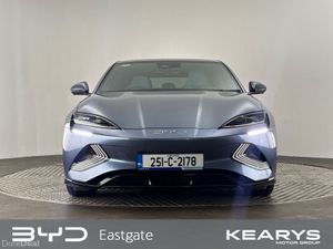 BYD SEAL 82.5kWh Design RWD Pan roof, heated seats - Image 2