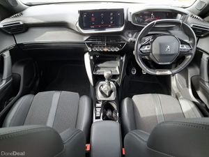 Peugeot 2008 1.5 BlueHDI 100bhp GT Line - Image 4