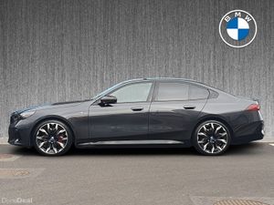 BMW i5 eDrive40 M Sport Pro Saloon - Image 4