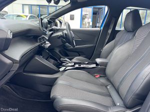 2021 PEUGEOT 208 1.2 PETROL GT LINE AUTO - Image 4
