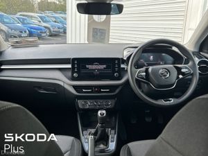 Skoda Fabia FABIA SELECTION 1.0 MPI 80 BHP - Image 2