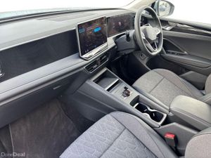 Volkswagen Tiguan EDITION 75 2.0TDI DSG 150HP - Image 2