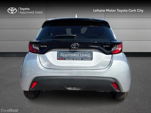 Toyota Yaris HYBRID 115 LUNA - Image 4