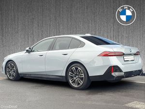 BMW 5-Series 530e M Sport Saloon - Image 3