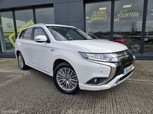 Mitsubishi Outlander 2.4L Plug-in EV Intense - Image 3