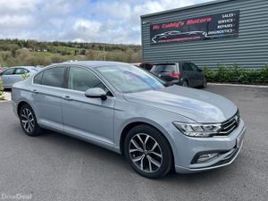 2022 Volkswagen Passat SEL 2.0 TDI - Automatic - Image 2