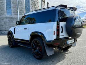 2021 Land Rover Defender HARD TOP AUTO 3 SEATS - Image 4