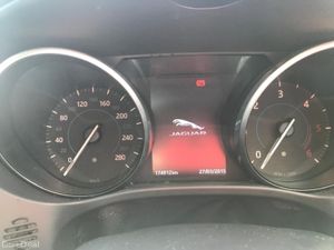 Jaguar F-Pace 2.0 D RWD SE PURE 5DR - Image 3