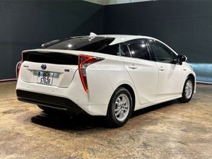 Toyota Prius HYBRID 1.8 AUTOMATIC - REVERSE CAMERA - Image 4