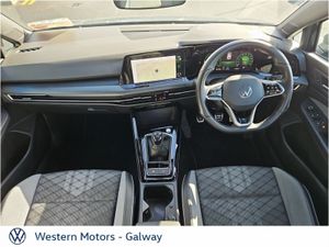 Volkswagen Golf R-Line, 2.0 TDI 150HP  Stunning ex - Image 2