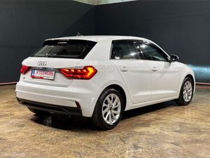 Audi A1 1.0 TFSI ADVANCED - FACTORY ALLOY WHEELS - - Image 4