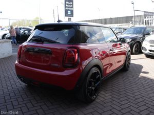 MINI COOPER 1.5D 3DR SPORT  STUNNING LOOKING CAR - Image 4