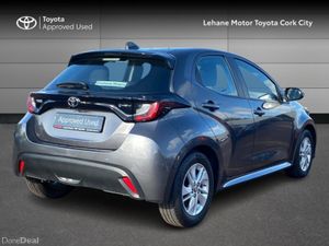 Toyota Yaris Yaris Hybrid 115 Luna - Image 2