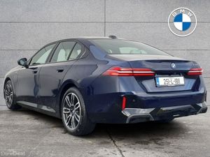 BMW 5-Series 530e M Sport Saloon - Image 3