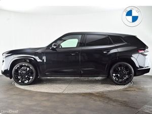 BMW XM 4.4 - Image 3