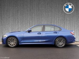 BMW 3-Series 330e M Sport Saloon - Image 4