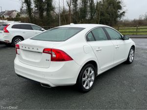 Volvo S60 2.0 D4 SE DYNAMIC PLUS DIESEL AUTOMATIC - Image 3