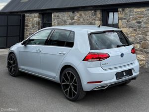2017 VOLKSWAGEN GOLF COMFORTLINE AUTO 1.2 TSI - Image 4