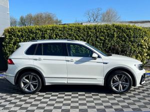 Volkswagen Tiguan R-LINE 4MOTION 2.0 TDI // HEATED - Image 2