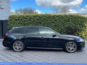 Audi A4 S-LINE AVANT 2.0 TDI // APPLE CARPLAY/ANDR - Image 2