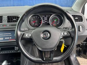 Volkswagen Polo COMFORTLINE 1.2 TSI // DIGITAL CLI - Image 4