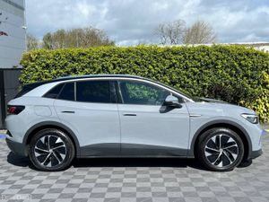 Volkswagen ID.4 PRO LIFE 77KWH // APPLE CARPLAY/AN - Image 2