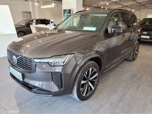 Volvo XC90 T8 Plug In Hybrid PLUS - 7 Seats - Pan - Image 3