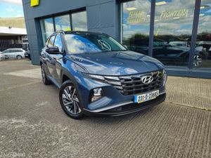 Hyundai Tucson 2WD Executive w.2 Tone Roof - Image 2