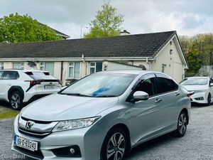 HONDA GRACE/CIVIC 2015  44000 KM ONLY - Image 4