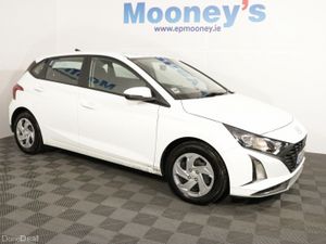 Hyundai i20 CLASSIC 1.0 L PETROL HATCHBACK - Image 3