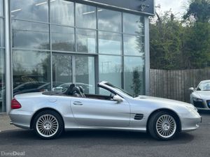 Mercedes-Benz SL500 Cabriolet Auto - Image 3