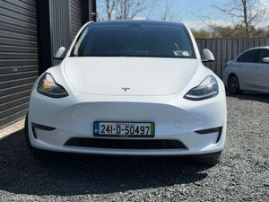 241 Tesla Model Y Long Range - Image 2