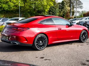 Mercedes-Benz CLE 220d AMG Premium Pan Roof Night - Image 3