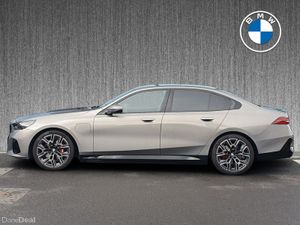 BMW 5-Series 530e M Sport Pro Saloon - Image 4