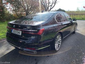 BMW 7-Series 2019 730d - Image 3
