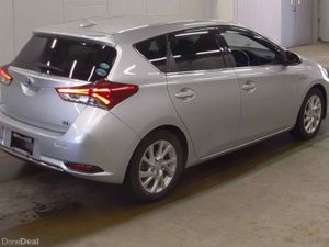 2016 Toyota Auris Hybrid - Image 3